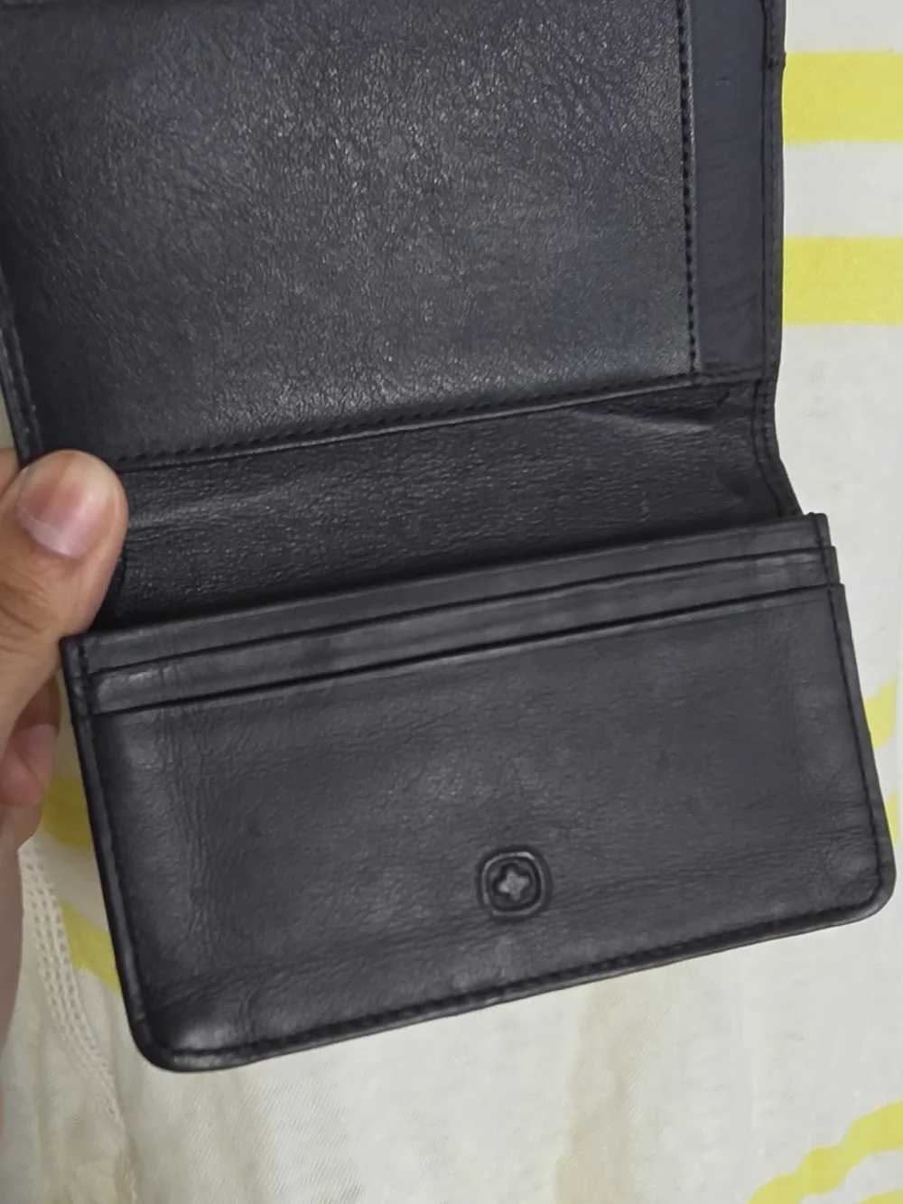 Wenger Vintage SwissGear Black Leather 3 Slot Wallet (S16)